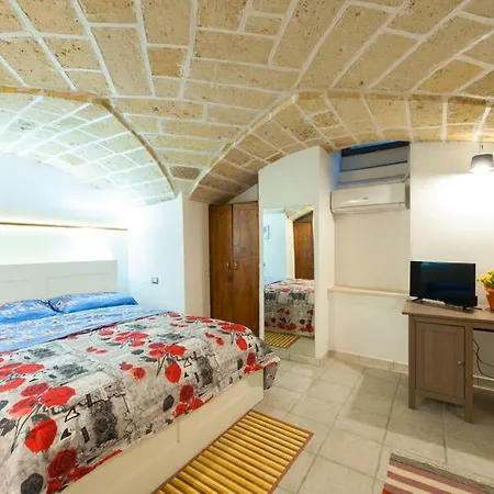 Tatil Evi Corte Dell'Arco - Cuore Di Lecce, Tra Duomo E Piazza *