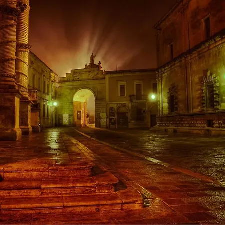 Corte Dell'Arco - Cuore Di Lecce, Tra Duomo E Piazza Tatil Evi