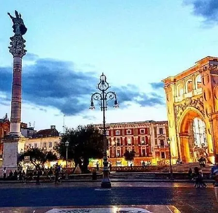 Corte Dell'Arco - Cuore Di Lecce, Tra Duomo E Piazza Tatil Evi *